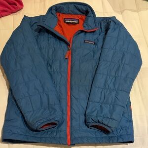 VGUC kids Patagonia Teal Jacket with Orange Trim. Size medium (10).
